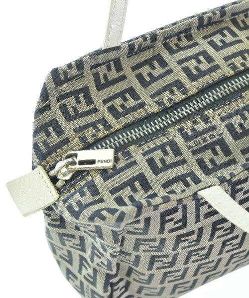 FENDI กระเป๋าถือ