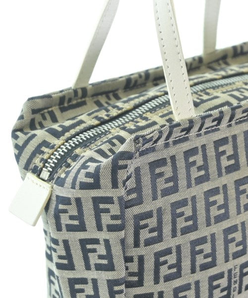 FENDI กระเป๋าถือ