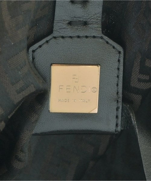 FENDI กระเป๋าถือขนาดใหญ่