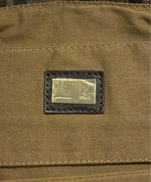 FENDI กระเป๋าสะพาย