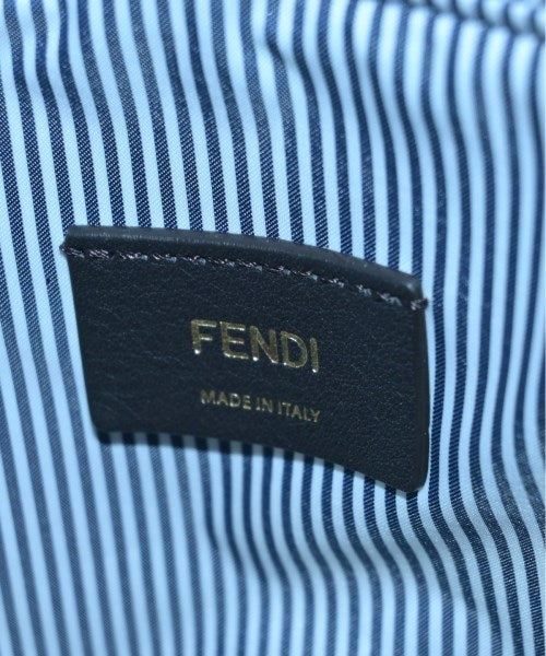 FENDI กระเป๋าถือขนาดใหญ่