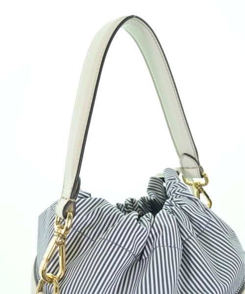 FENDI กระเป๋าถือขนาดใหญ่