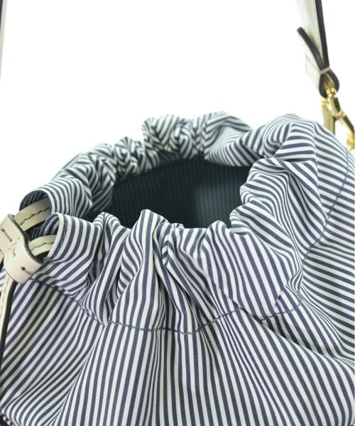FENDI กระเป๋าถือขนาดใหญ่