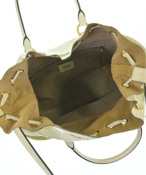 FENDI กระเป๋าถือ