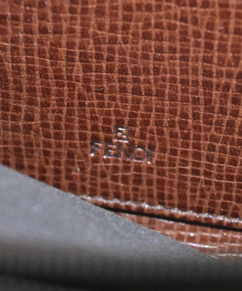 FENDI กระเป๋าสตางค์/กระเป๋าใส่เหรียญ