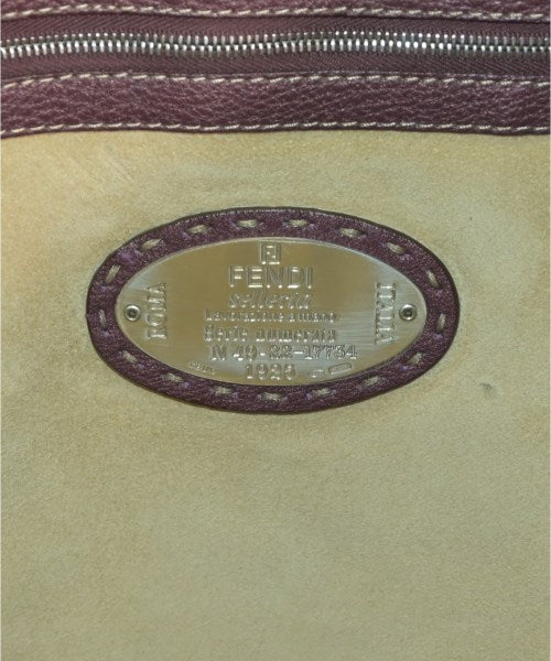 FENDI กระเป๋าถือขนาดใหญ่