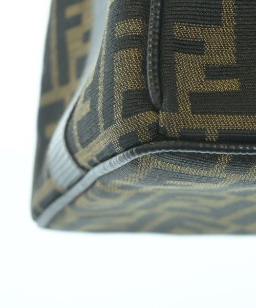 FENDI กระเป๋าถือ