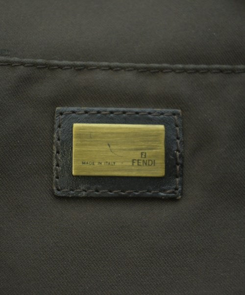 FENDI กระเป๋าสะพาย