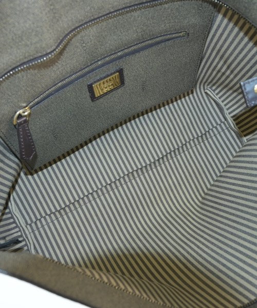 FENDI กระเป๋าถือขนาดใหญ่