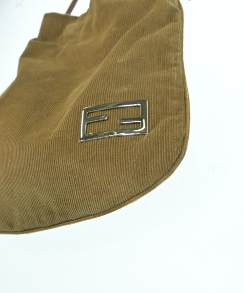 FENDI กระเป๋าสะพาย