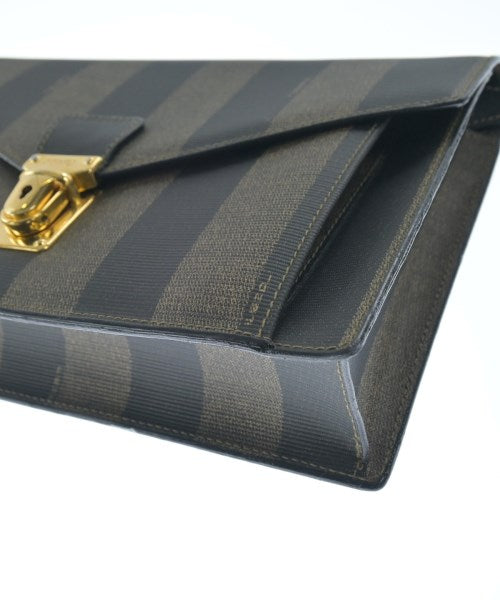 FENDI คลัตช์