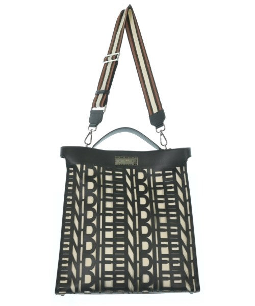 FENDI กระเป๋าถือขนาดใหญ่
