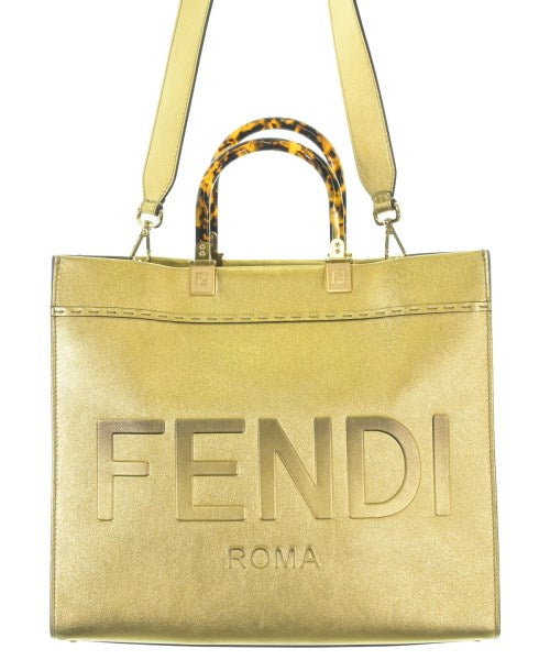 FENDI กระเป๋าถือขนาดใหญ่