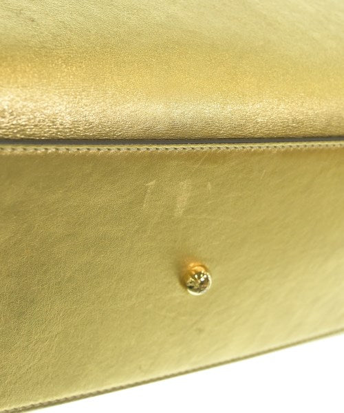 FENDI กระเป๋าถือขนาดใหญ่