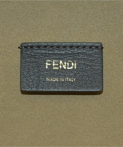 FENDI กระเป๋าถือขนาดใหญ่