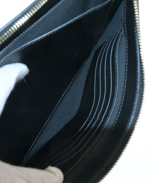 FENDI คลัตช์