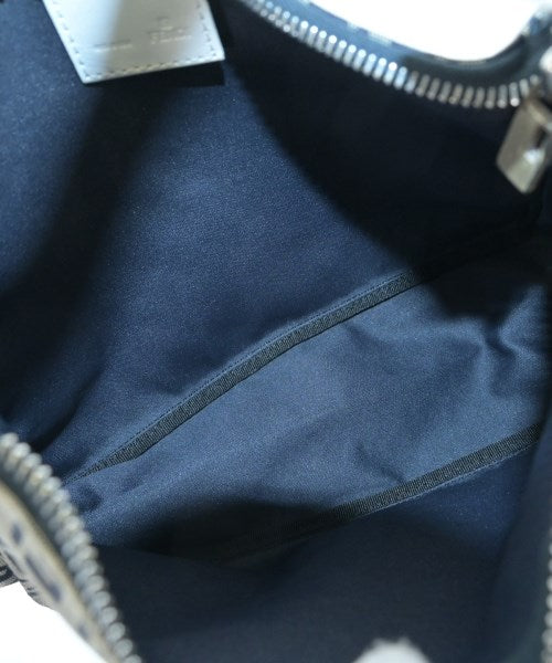 FENDI กระเป๋าถือ