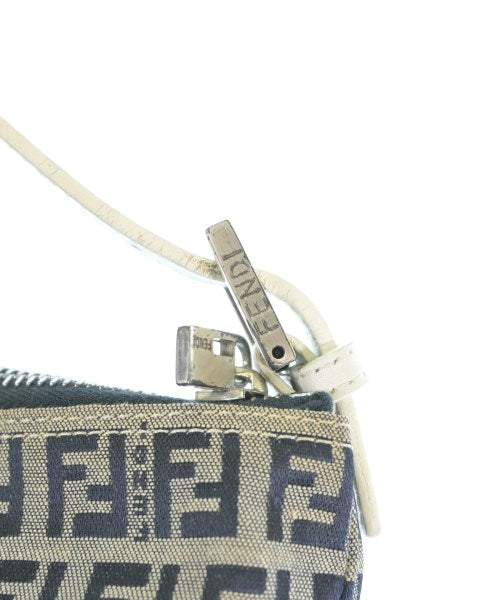 FENDI กระเป๋าถือ