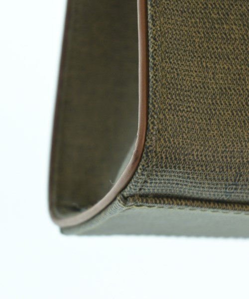 FENDI กระเป๋าถือ