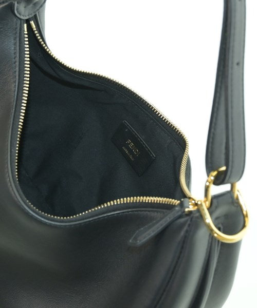 FENDI กระเป๋าสะพาย