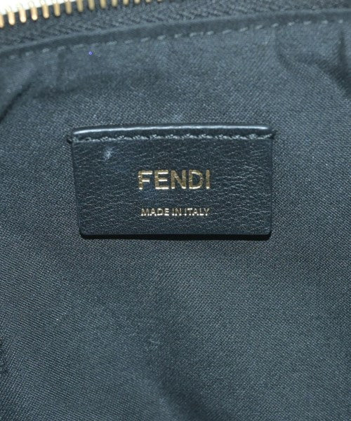 FENDI กระเป๋าสะพาย