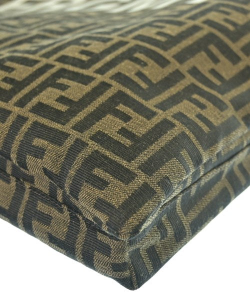 FENDI กระเป๋าสะพาย