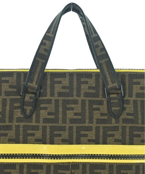 FENDI กระเป๋าสะพาย