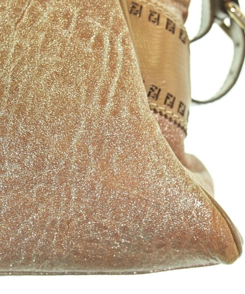 FENDI กระเป๋าถือ