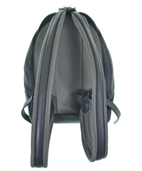 FENDI เป้สะพายหลัง