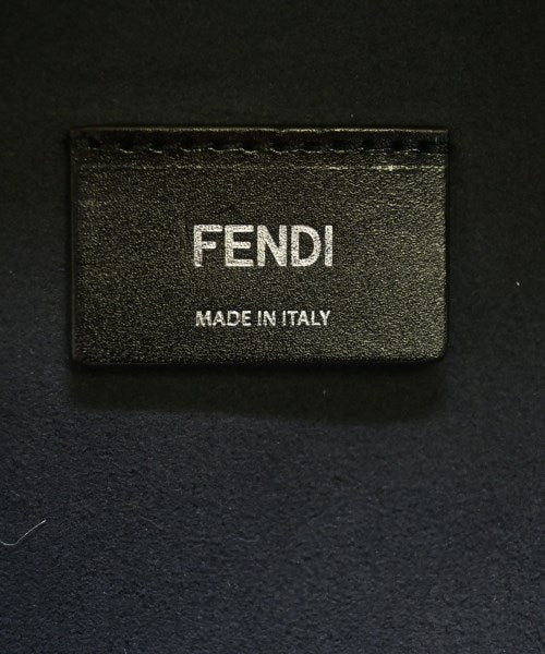 FENDI เป้สะพายหลัง