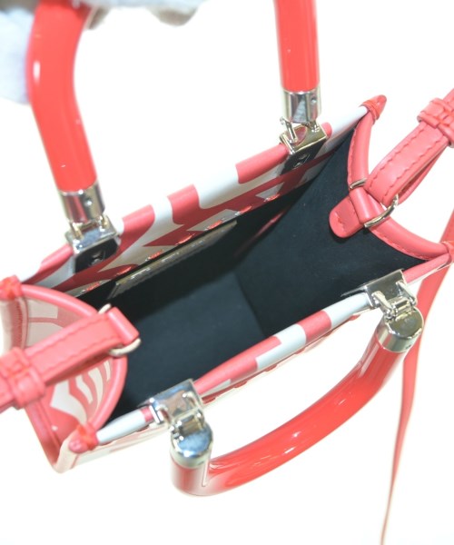 FENDI กระเป๋าสะพาย