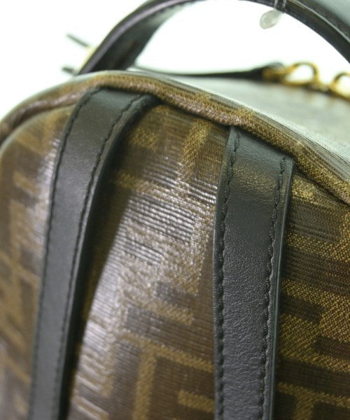 FENDI เป้สะพายหลัง