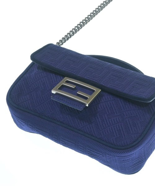 FENDI กระเป๋าสะพาย