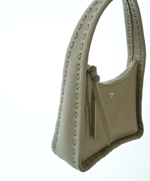 FENDI กระเป๋าถือ