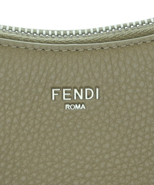 FENDI กระเป๋าถือ