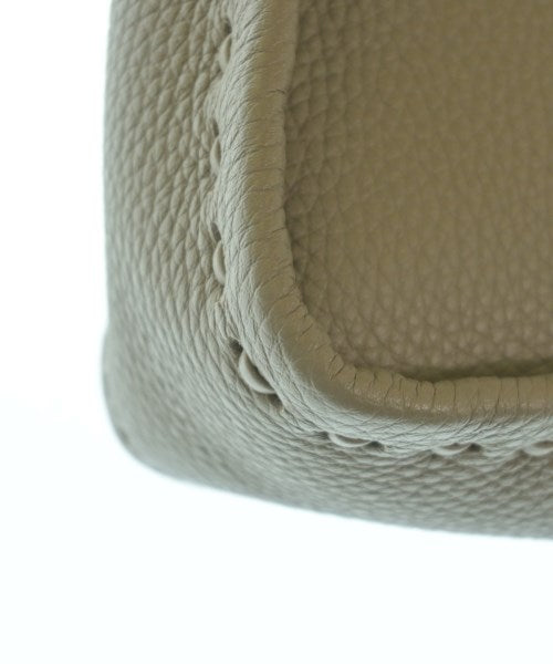 FENDI กระเป๋าถือ