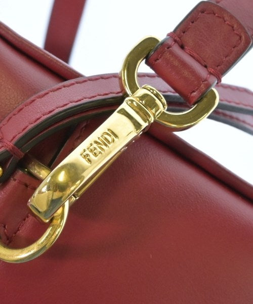 FENDI กระเป๋าสะพาย