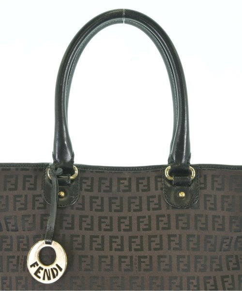 FENDI กระเป๋าถือขนาดใหญ่