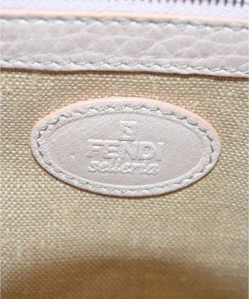 FENDI กระเป๋าสะพาย