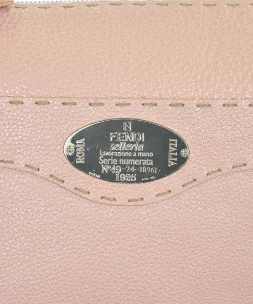 FENDI กระเป๋าสะพาย