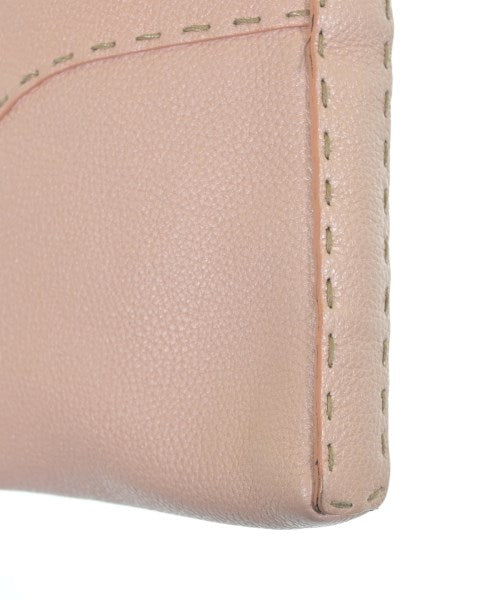 FENDI กระเป๋าสะพาย