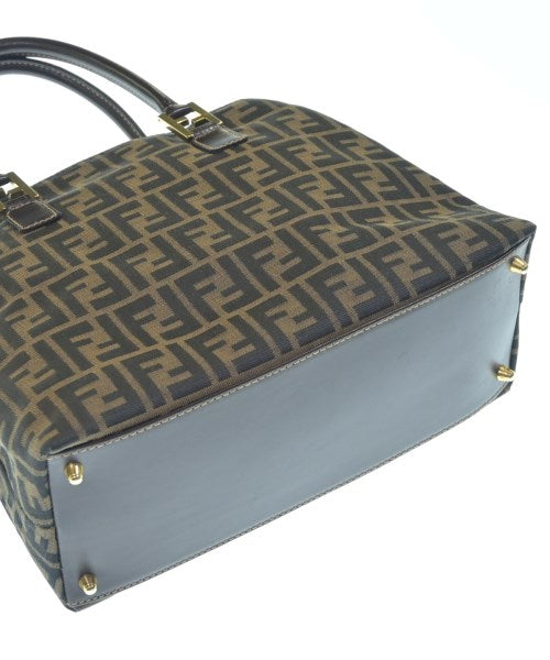 FENDI กระเป๋าถือ