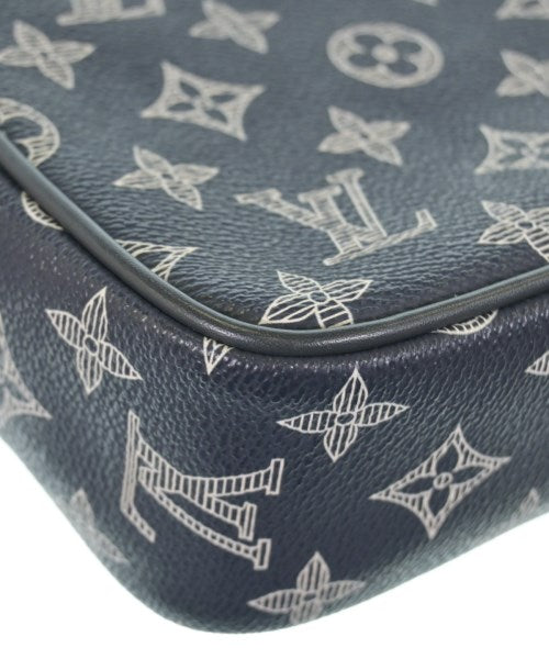 LOUIS VUITTON กระเป๋าสะพาย