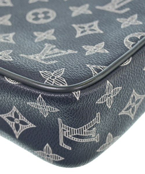 LOUIS VUITTON กระเป๋าสะพาย