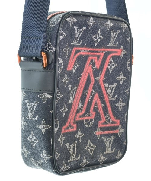 LOUIS VUITTON กระเป๋าสะพาย