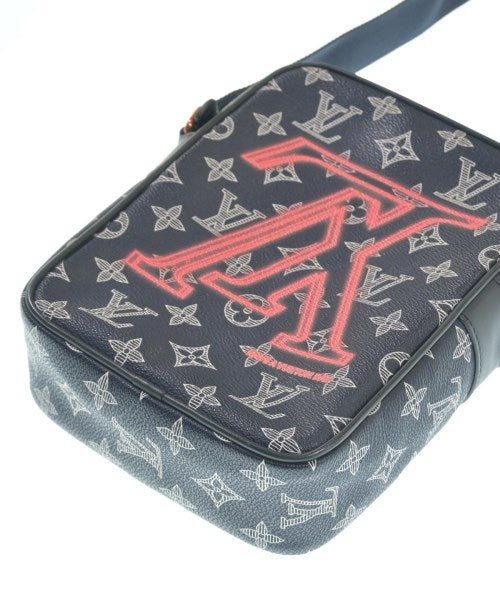 LOUIS VUITTON กระเป๋าสะพาย