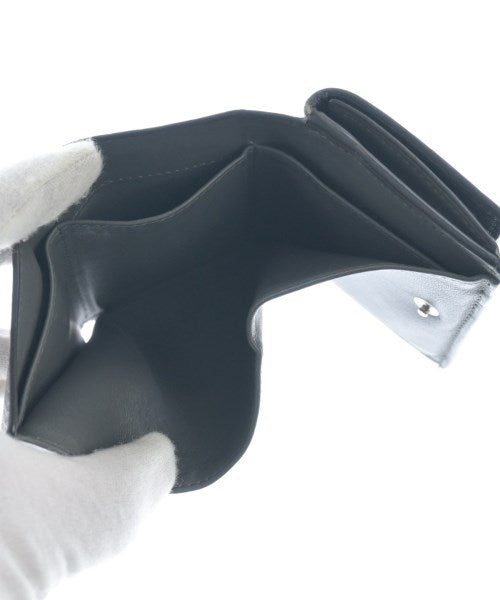 FENDI กระเป๋าสตางค์/กระเป๋าใส่เหรียญ