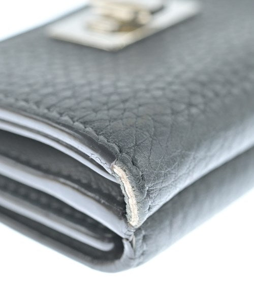 FENDI กระเป๋าสตางค์/กระเป๋าใส่เหรียญ