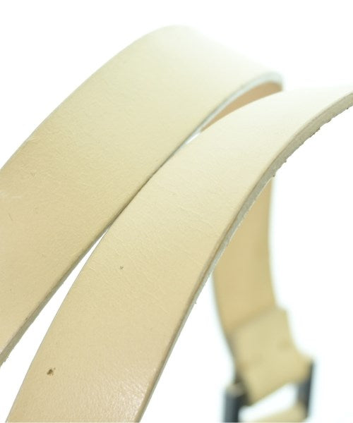 FENDI กระเป๋าใส่อุปกรณ์ขนาดใหญ่