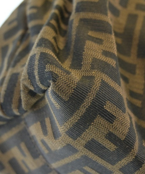 FENDI กระเป๋าถือขนาดใหญ่